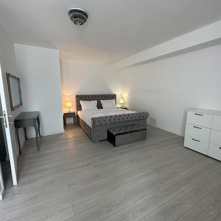 Elisio - Maple House Apartment Ghimbav Ngoại thất bức ảnh